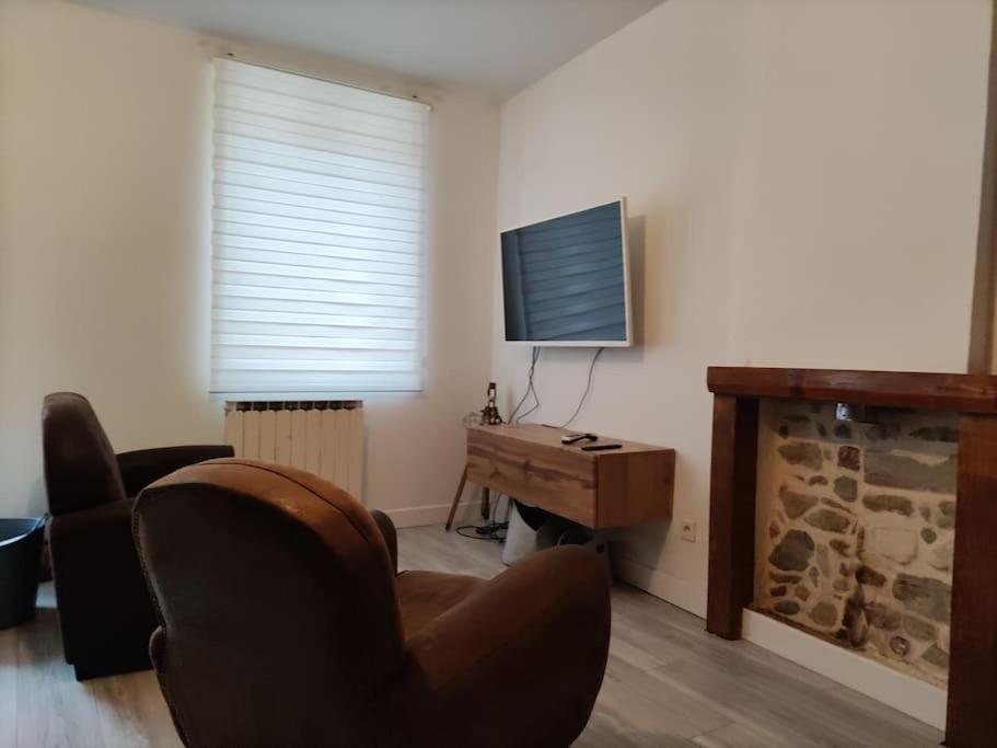 L'Atelier Cosy - Maison De Village Atypique Saint-Georges-d'Esperanche 외부 사진